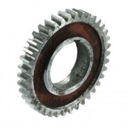 GEAR WHEEL OF THE OIL PUMP DRIVE OF THE C-330 ENGINE